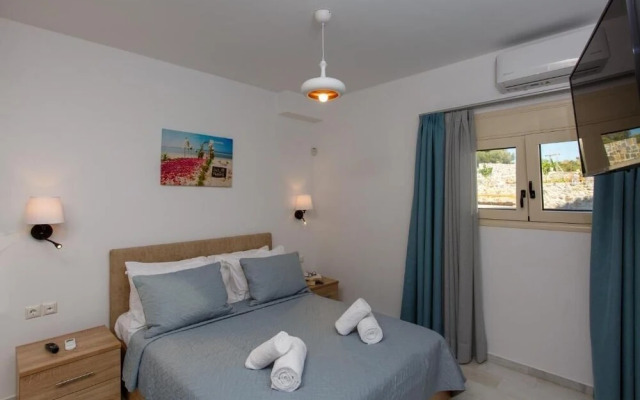 Queens Villas