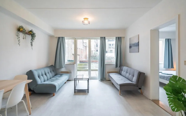 Classic 1 Bedroom Apartment in Antwerp