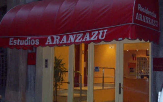 Отель Estudios Aranzazu Испания, Сантандер - отзывы, цены и фото номеров - забронировать отель Estudios Aranzazu онлайн вид на фасад