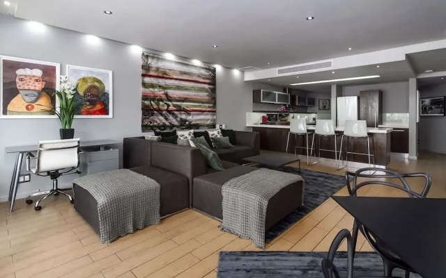 Art Apartment 1304 in Cape Town