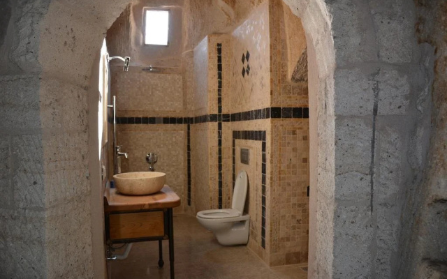 Angel Cave Suite