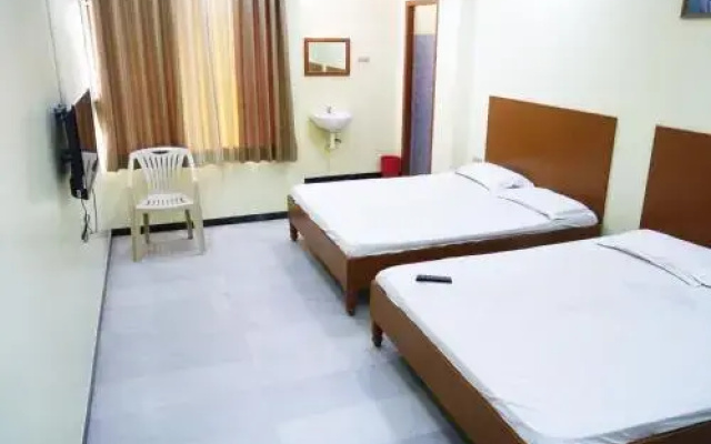 Nanda Lodge