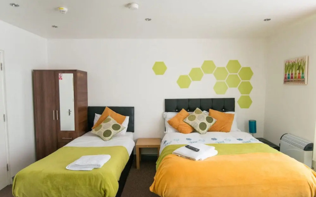 Snooze Apartments Flat 53