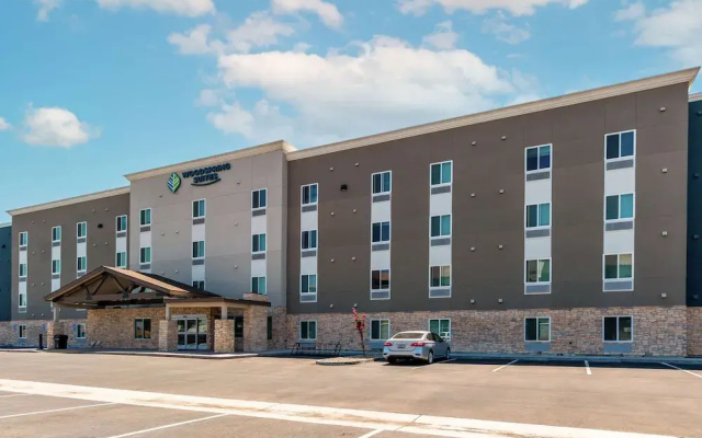 Woodspring Suites Bakersfield Airport
