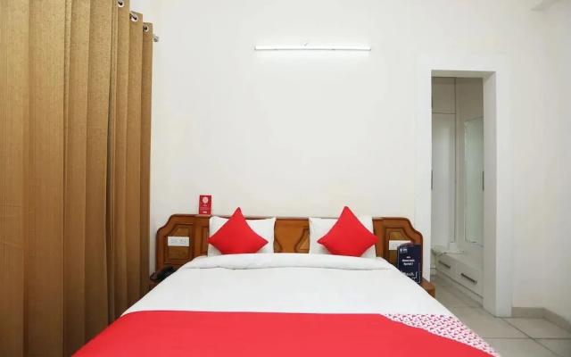 Saharan's Homes By OYO Rooms