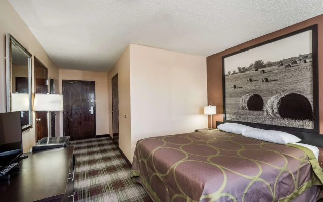 Super 8 Campbellsville KY
