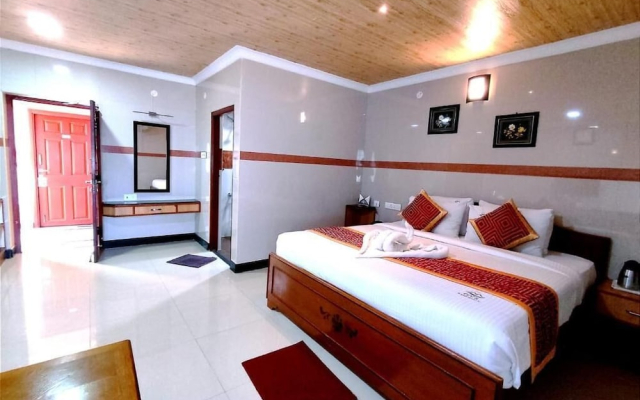 Hotel Gvs Residency
