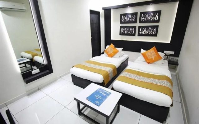 Hotel Paramount Inn