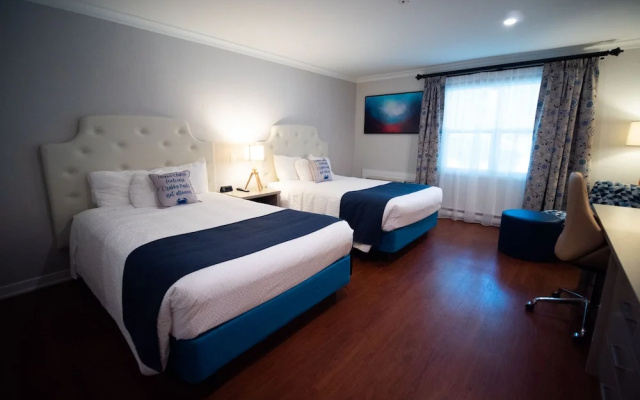 Oak Island Resort & Conference Centre