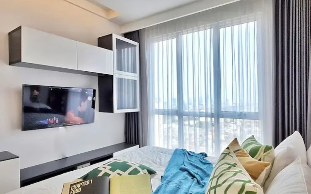 Amethyst By SanLiving - 3BR & 1 Maid Room - Central Park Mall
