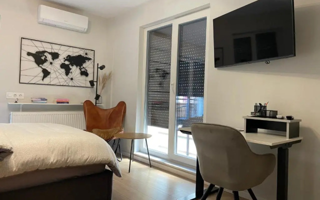 G Studio near Iulius Mall