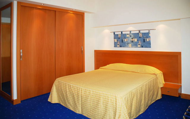 Hotel Planet