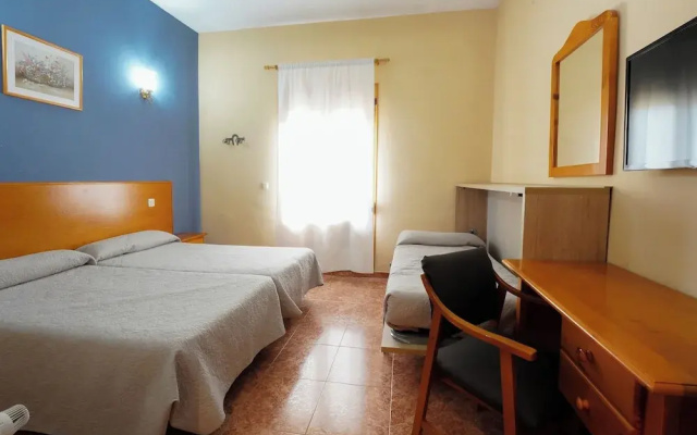 Hotel La Rueda Ii
