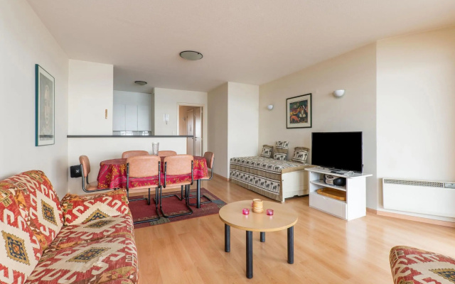 Spacious apartment in Blankenberge with balcony