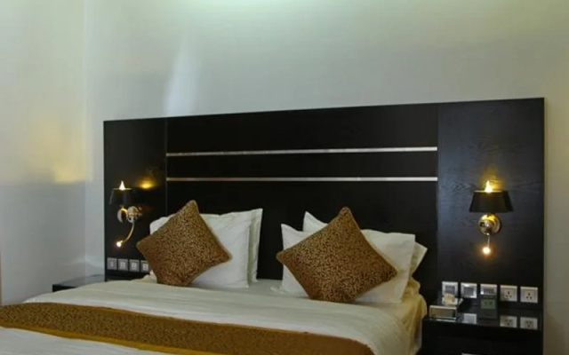 Kyan Suite Hotel