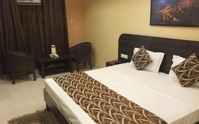 Hotel Pratap Palace Varanasi