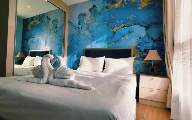 Luxury 2-bedroom Sea View Escape