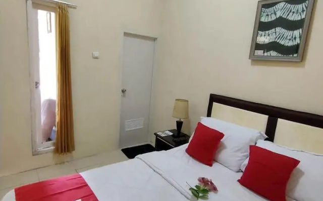 Bakom Inn Syariah Ciawi - Bogor, Standard Double Room 7