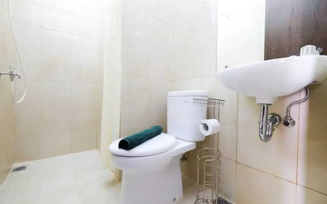 1BR Apartment with Sofa Bed at Northland Ancol Residence By Travelio