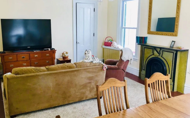 Tillinghast Manor Bed & Brunch