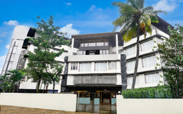 Collection O Lodha Experia Mall Dombiwali Formerly RR Suites