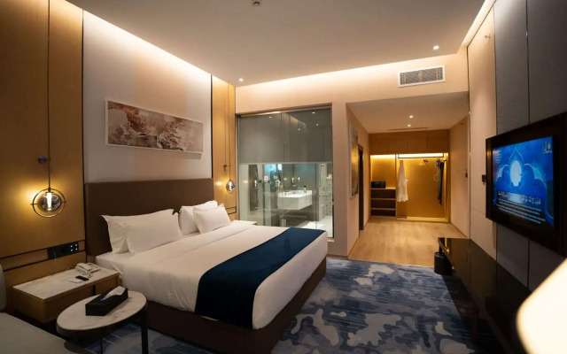 Best Western Plus Danat Almansak Hotel