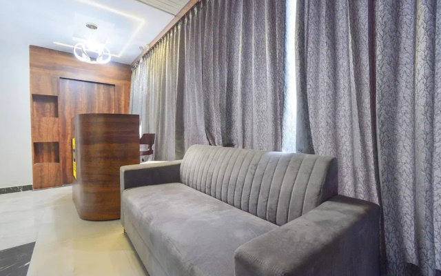 Fabhotel Srs Grand