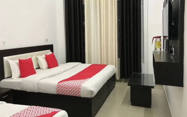 OYO 23159 Hotel Suryansh