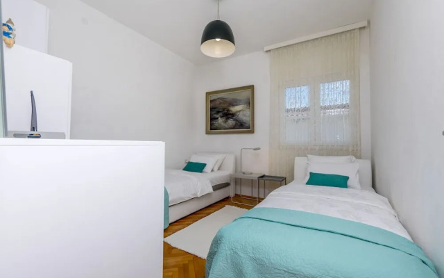 House Suncani Dvori