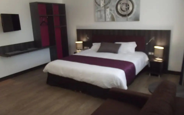 Hotel Restaurant Le Domaine des Oliviers