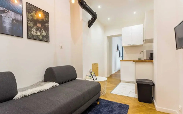 Cosy Apartment in Pigalle for 2 People