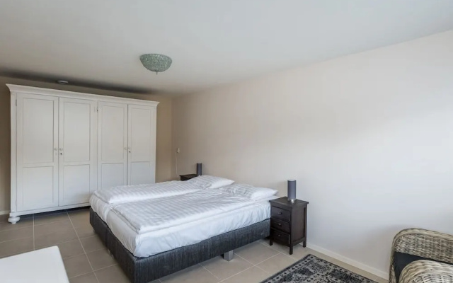 Luxurious 6-person Apartment in Grevelingenmeer Marina