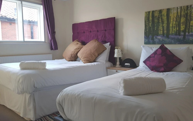 Waggon & Horses Lane apartment