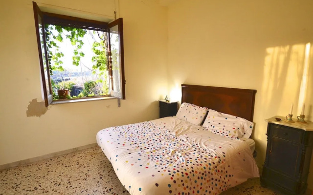 Cozy Holiday Home in Pozzillo with Terrace