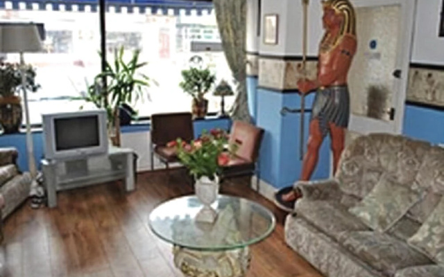 Golden Nile Hotel
