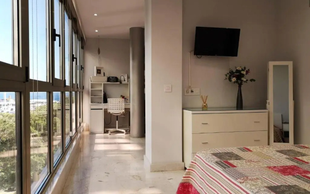 Marina Suite