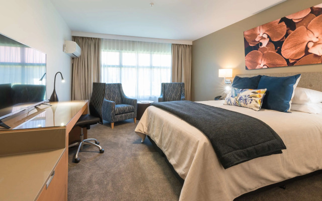 Distinction Hamilton Hotel & Conference Centre