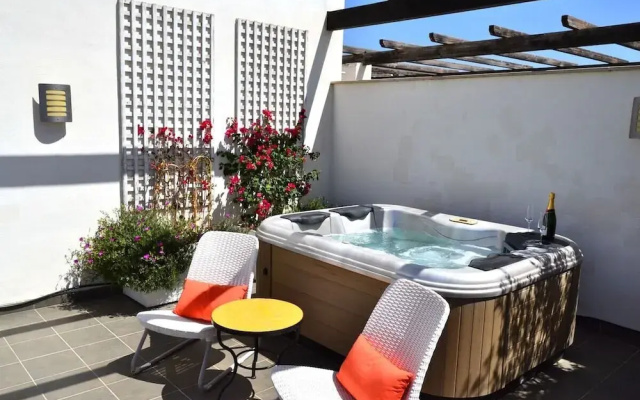 Rsh14a - Terrace With hot tub and Fantastic Views