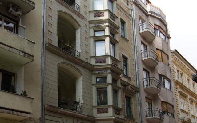 Апартаменты ABT Apartments Будапешт вид на фасад
