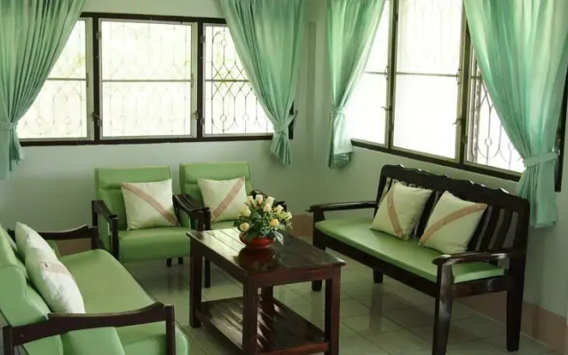 Lamphun Garden Home