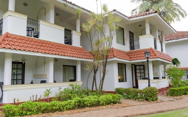 Отель Heritage Village Resort & Spa Goa Индия, Южный Гоа - 8 отзывов об отеле, цены и фото номеров - забронировать отель Heritage Village Resort & Spa Goa онлайн вид на фасад