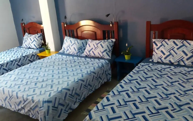 La Gloria House