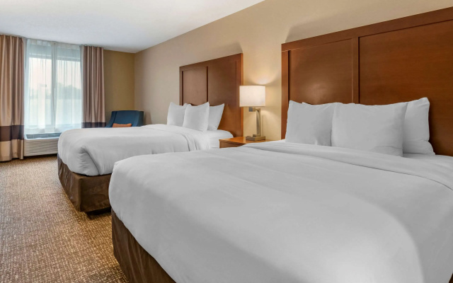 Comfort Inn PA Turnpike - 1-81