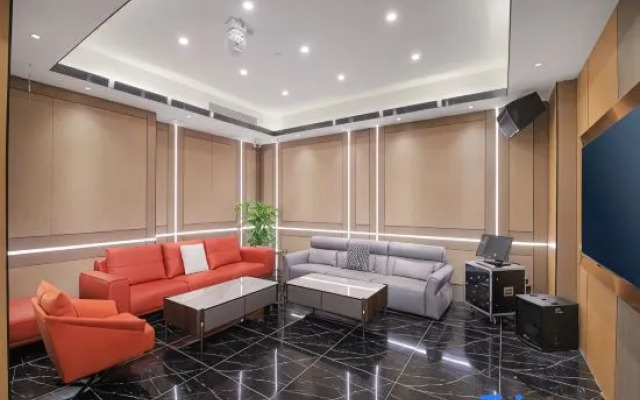 Vienna International Hotel (Yangzhou Yangzijiang South Road)
