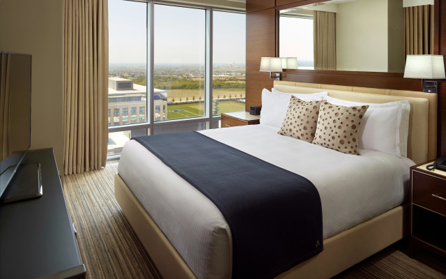Omni Frisco Hotel at The Star