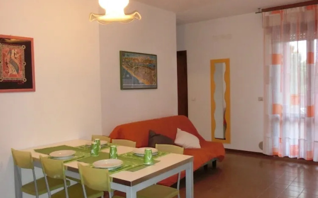 Your Flat Just a Short Walk From Pluto Beach