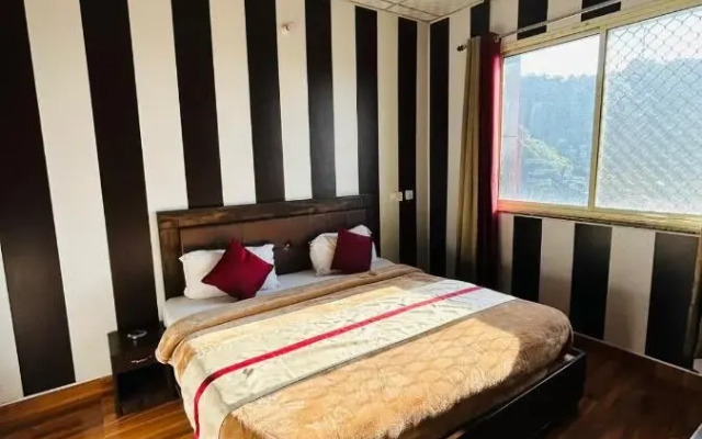Hotel Maya