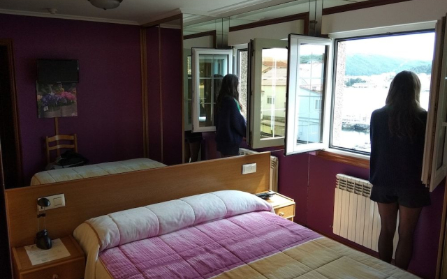 Hostal Bahía