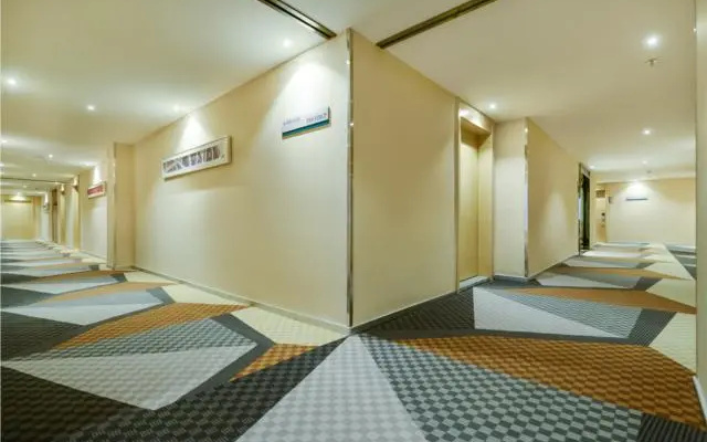 City Comfort Inn Chongqing Shiqiaopu Shiqiao Square