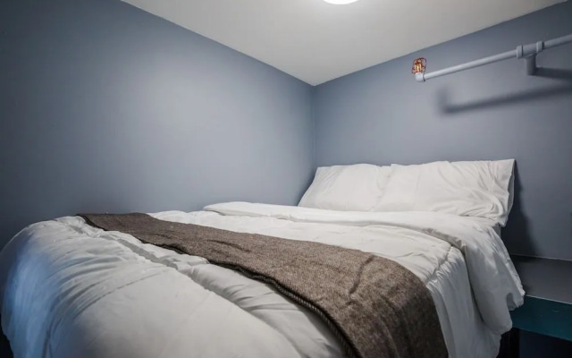 Lamartine Chelsea – Hostel
